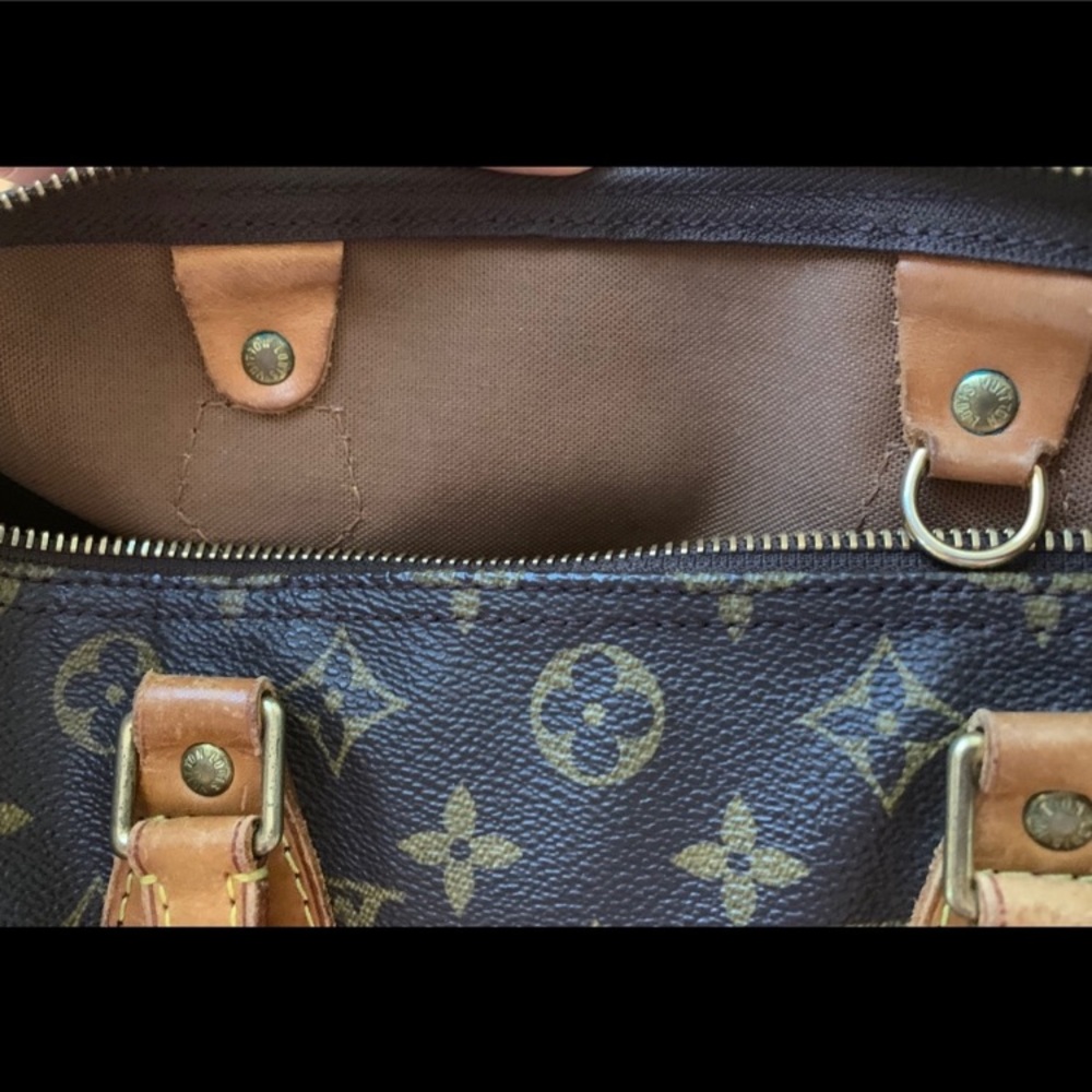 Louis Vuitton Monogram Canvas Speedy Handbag in Brown and Tan - Picture 8 of 9